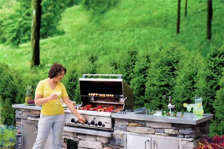 Outdoor Patio Kitchen