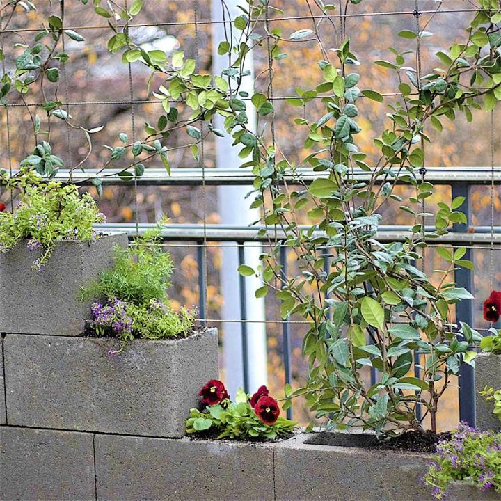 Urban Garden Privacy Wall