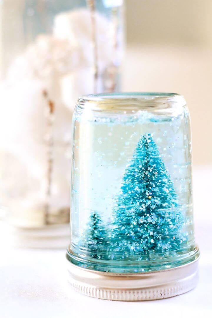 https://media.lostateminor.com/wp-content/uploads/2022/05/DIY-Mason-Jar-Snow-Globe-Tutorial-2.jpg