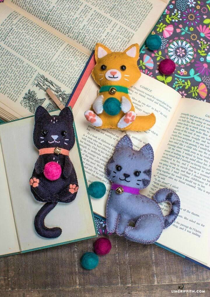 Easy to Make Felt Craft Kittens