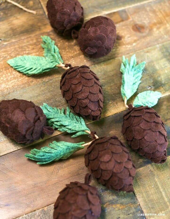 Easy to Make Felt Pine Cones