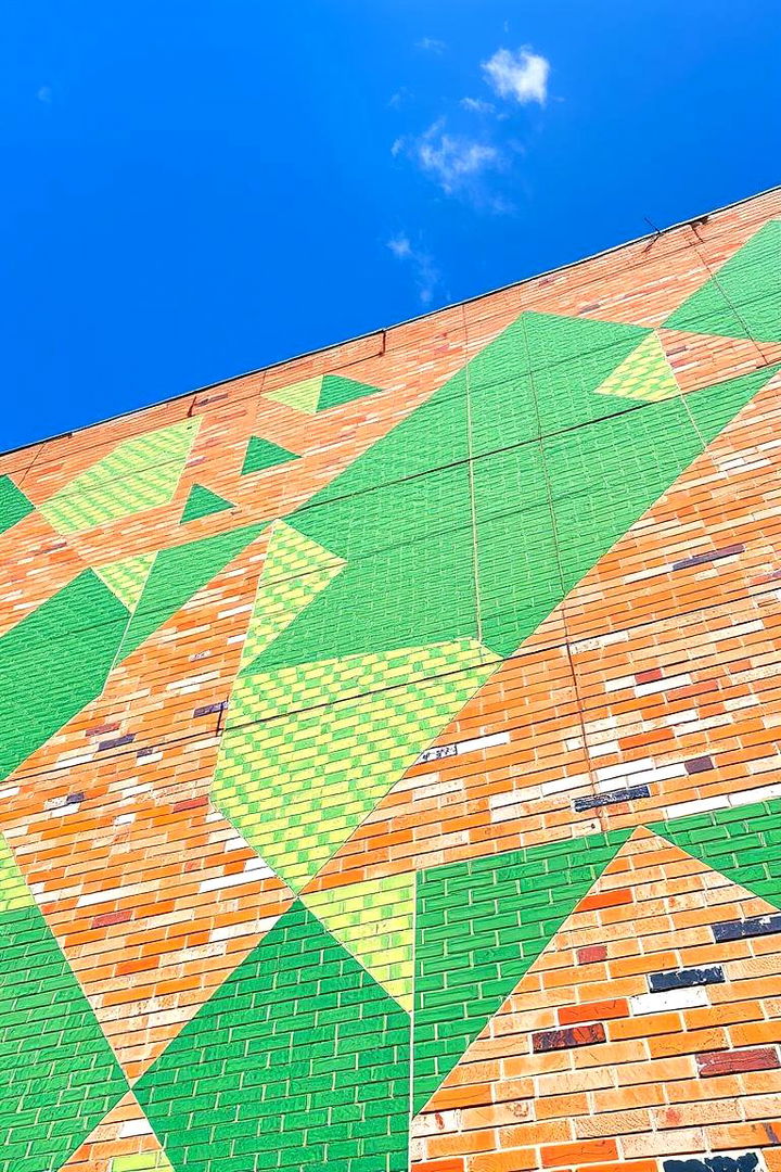 Artistic Patterned Brick Designs - 22 Green Brick Exterior Home Ideas