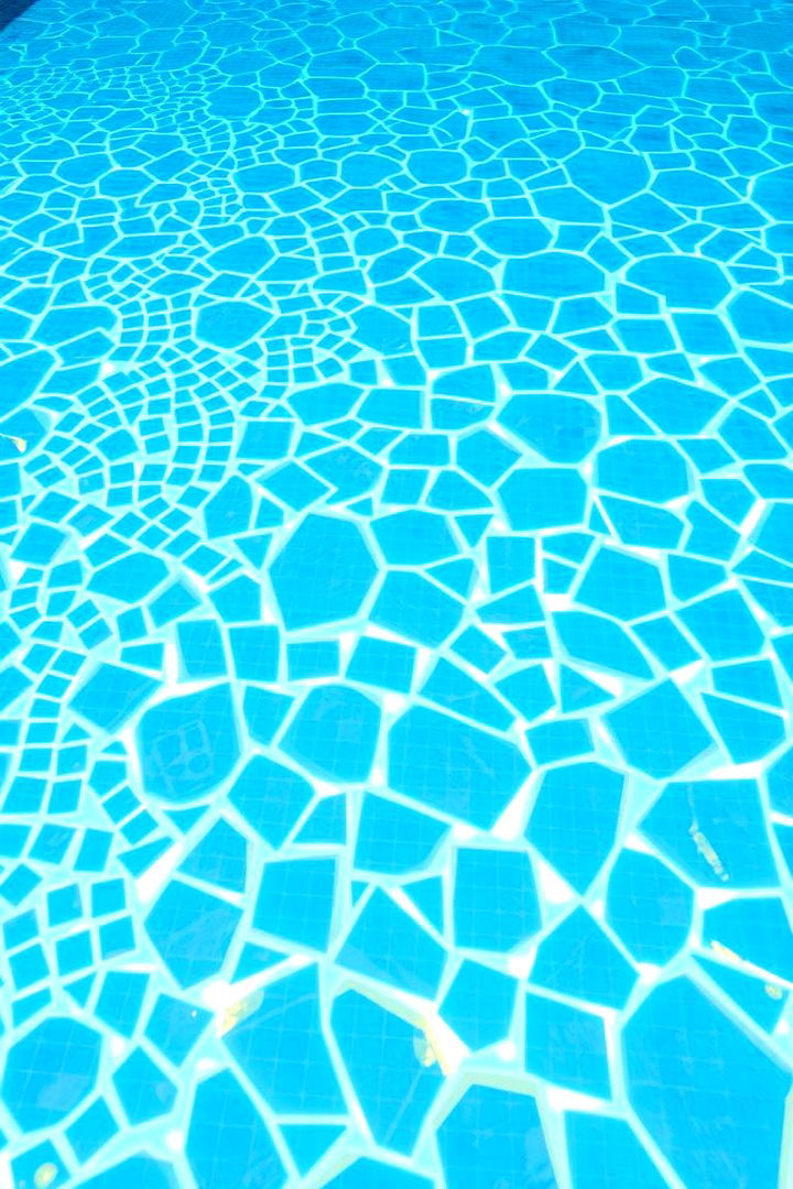 Mosaic Tile Patterns in Pools - 22 Swimming Pool Ideas