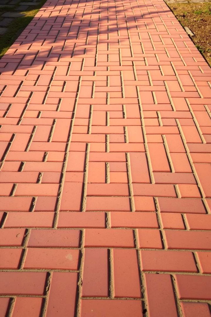 Timeless Brick Walkways - 22 Front Walkway Ideas