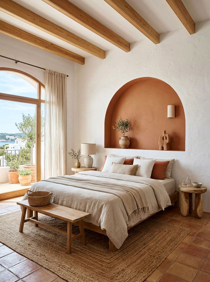 Arched Wall Niche - 30 bedroom backsplash ideas