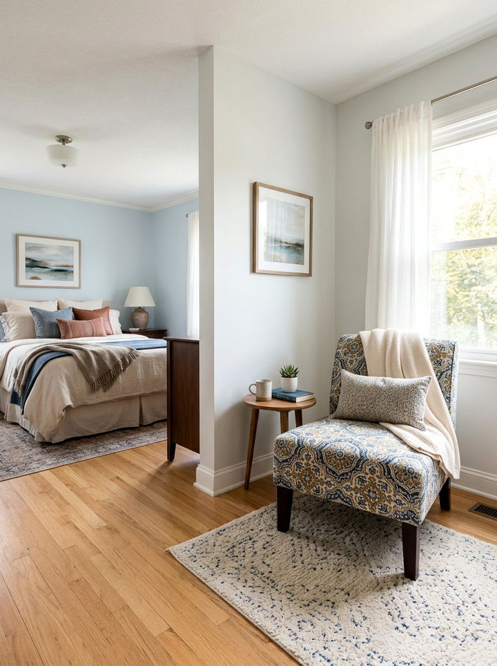 Armless Slipper Chair - 30 bedroom seating arrangements ideas