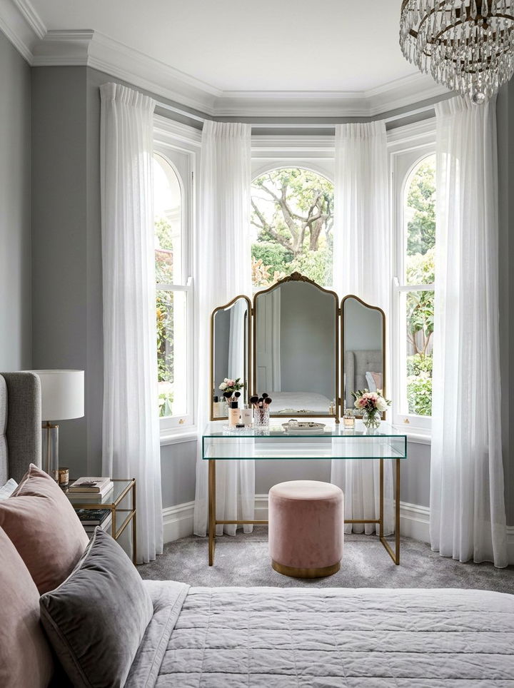 Bedroom Bay Window Vanity Table - 30 bedroom bay window ideas