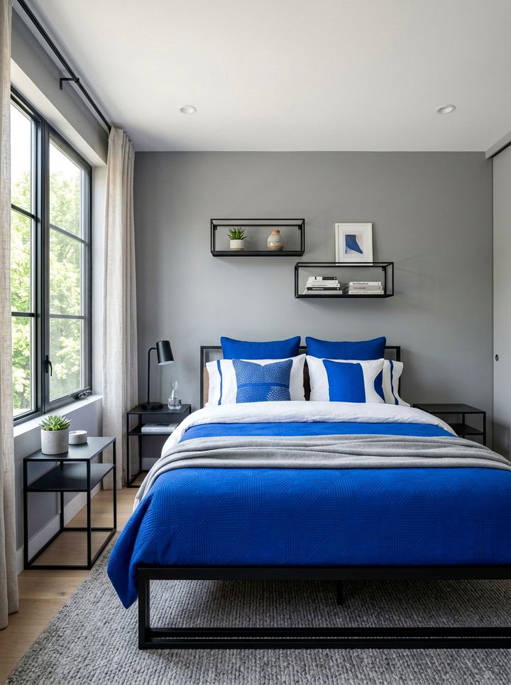 Cobalt Blue Modern Comforter - 30 bedroom blue bedding ideas