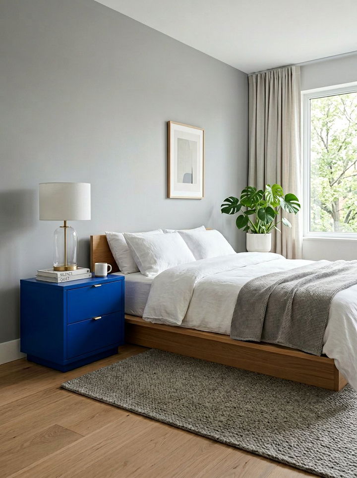 Cobalt Blue Nightstand - 30 blue bedroom decor ideas