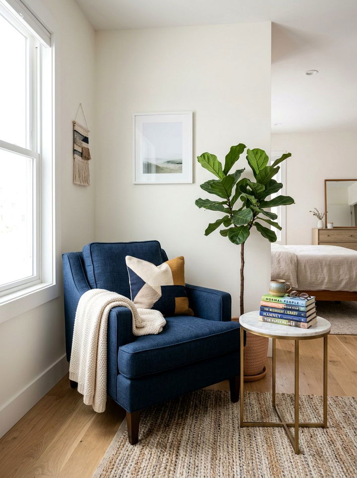 Corner Armchair - 30 bedroom entryway ideas