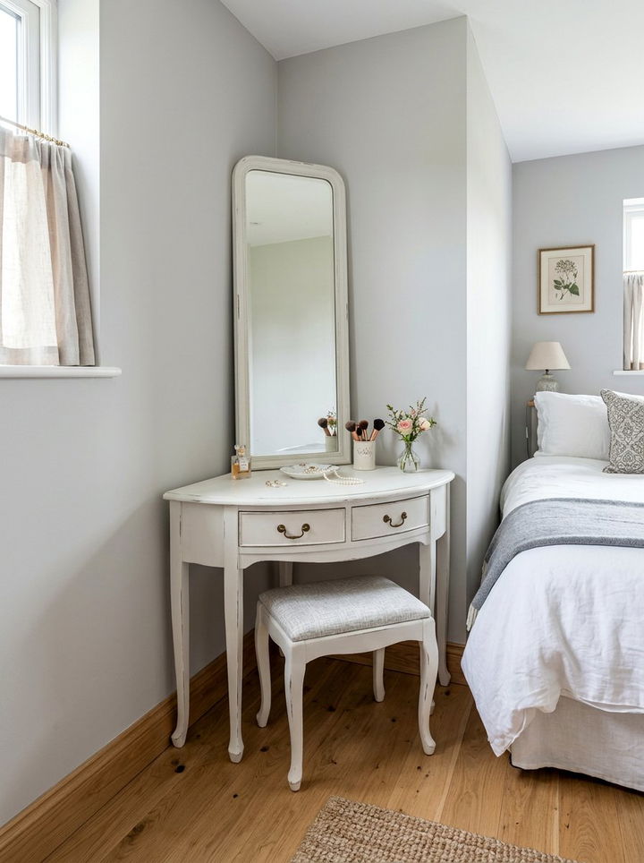 Corner Vintage Vanity - 30 bedroom vintage vanity ideas