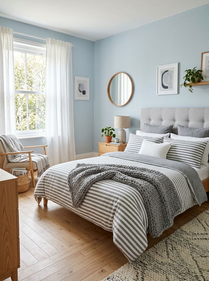 Gray and white striped bedding - 30 bedroom striped bedding ideas