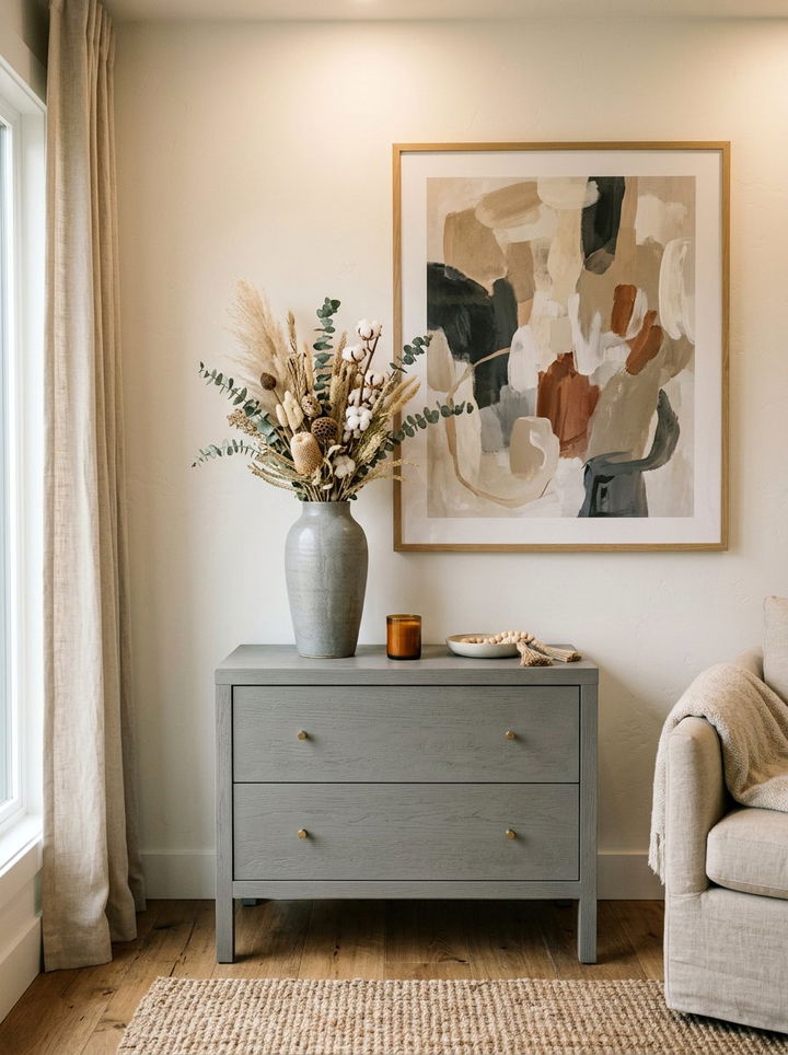 Grey ceramic vase - 30 grey bedroom accessories ideas