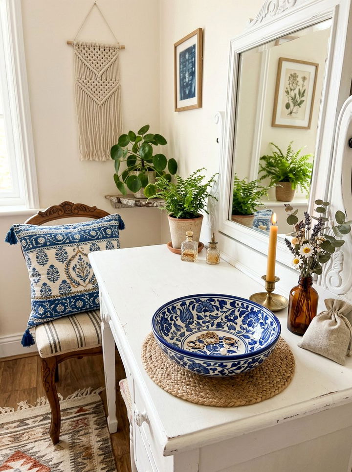 Hand Painted Porcelain Bowl - 30 bedroom trinket dishes