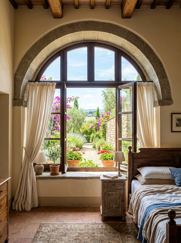 Italian arched window - 30 Italian bedroom ideas