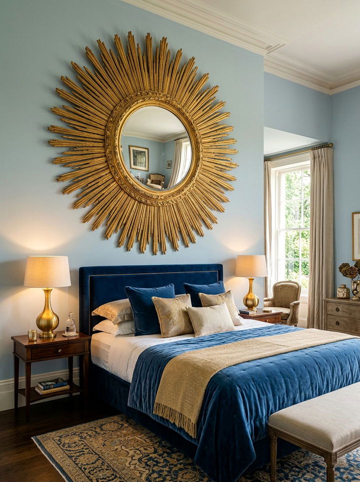 Large Gold Wall Mirror - 30 Hollywood bedroom ideas