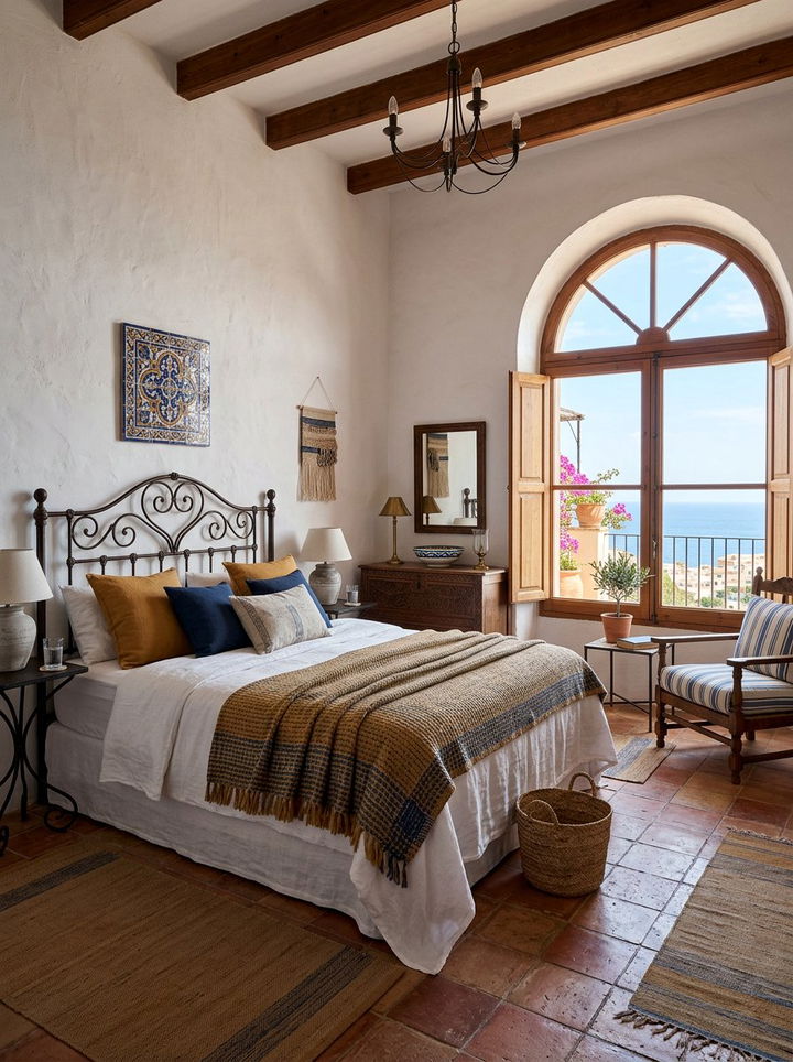 Mediterranean Bedroom - 30 bedroom themes