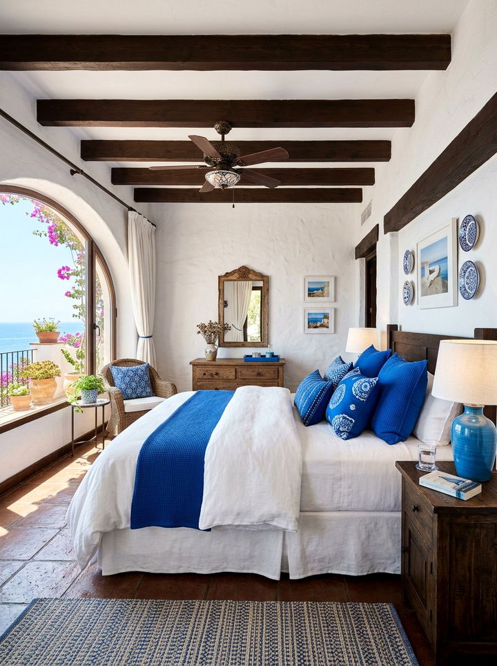 Mediterranean Blue Accents - 30 Spanish bedroom ideas