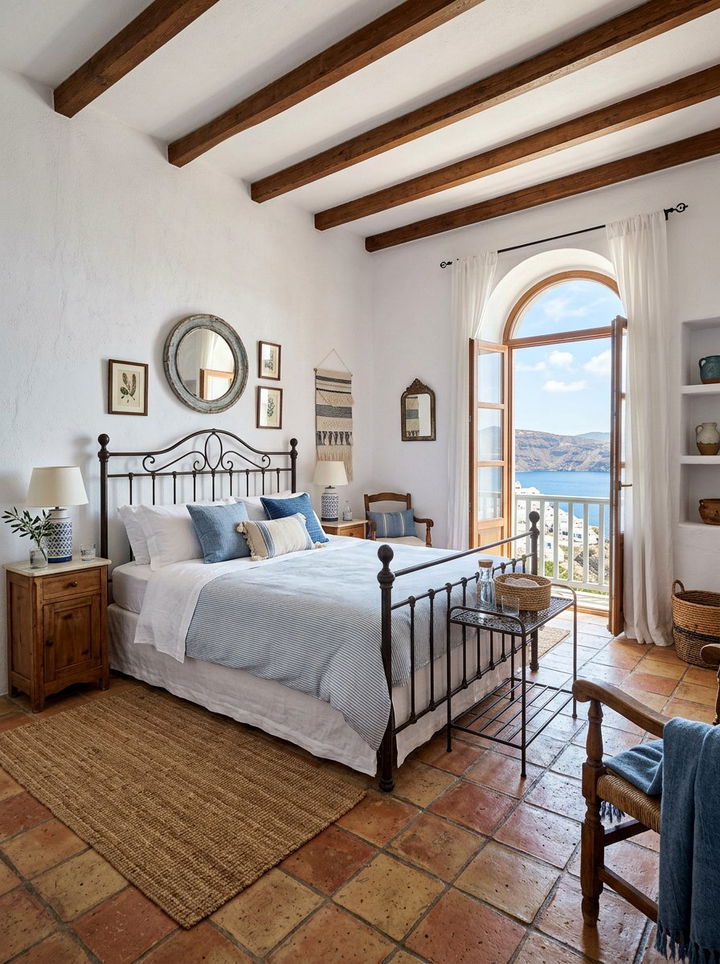 Mediterranean Hotel Bedroom - 30 hotel bedroom ideas