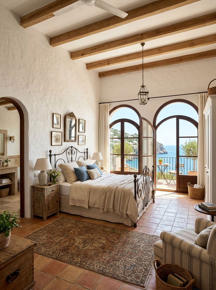 Mediterranean Master Suite - 30 grand bedroom ideas