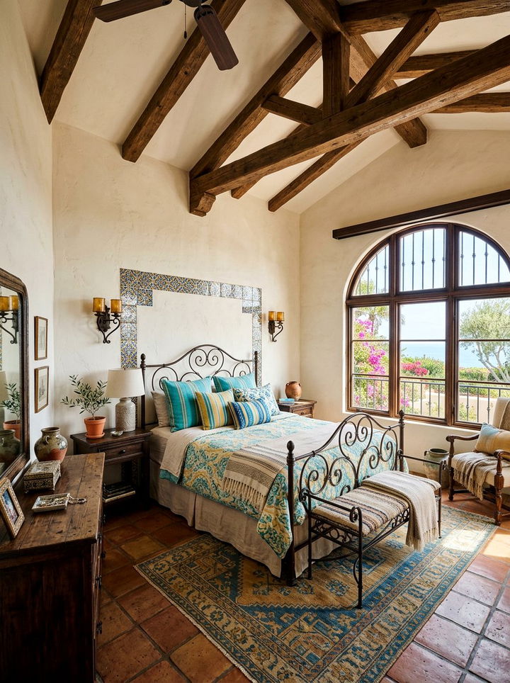Mediterranean revival bedroom - 30 historic home bedroom ideas