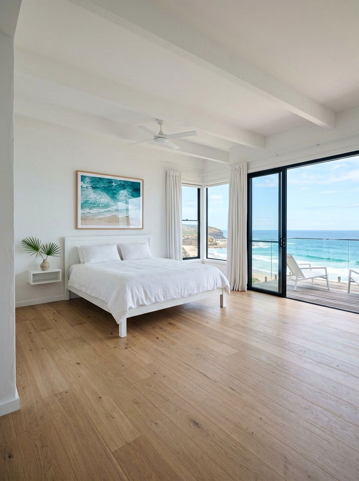 Minimalist Coastal Bedroom - 30 California casual bedroom ideas