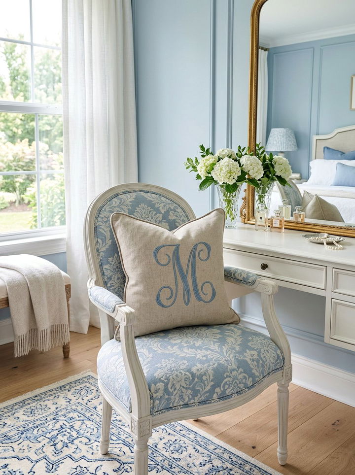 Monogrammed chair cushion - 30 bedroom monogrammed items