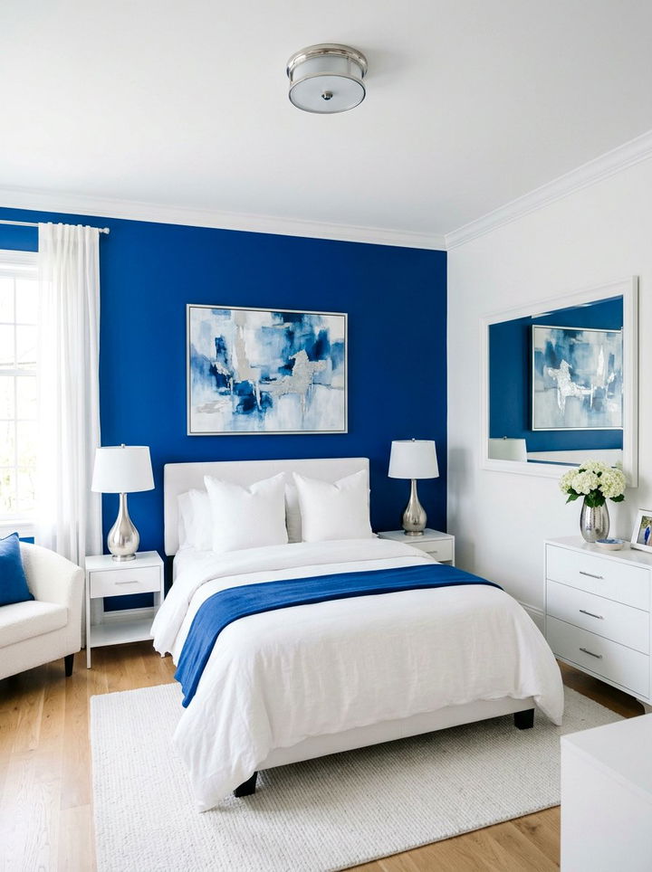 Royal Blue Bedroom - 30 blue and white bedroom ideas