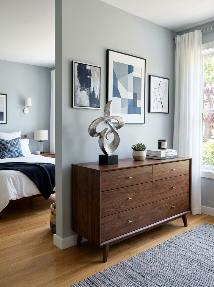 Silver Abstract Sculpture - 30 silver accent bedroom ideas