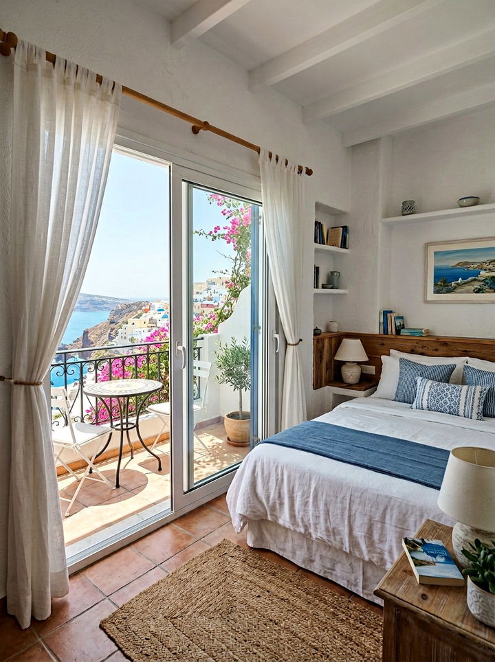 Small bedroom balcony access - 30 oddly shaped bedroom ideas