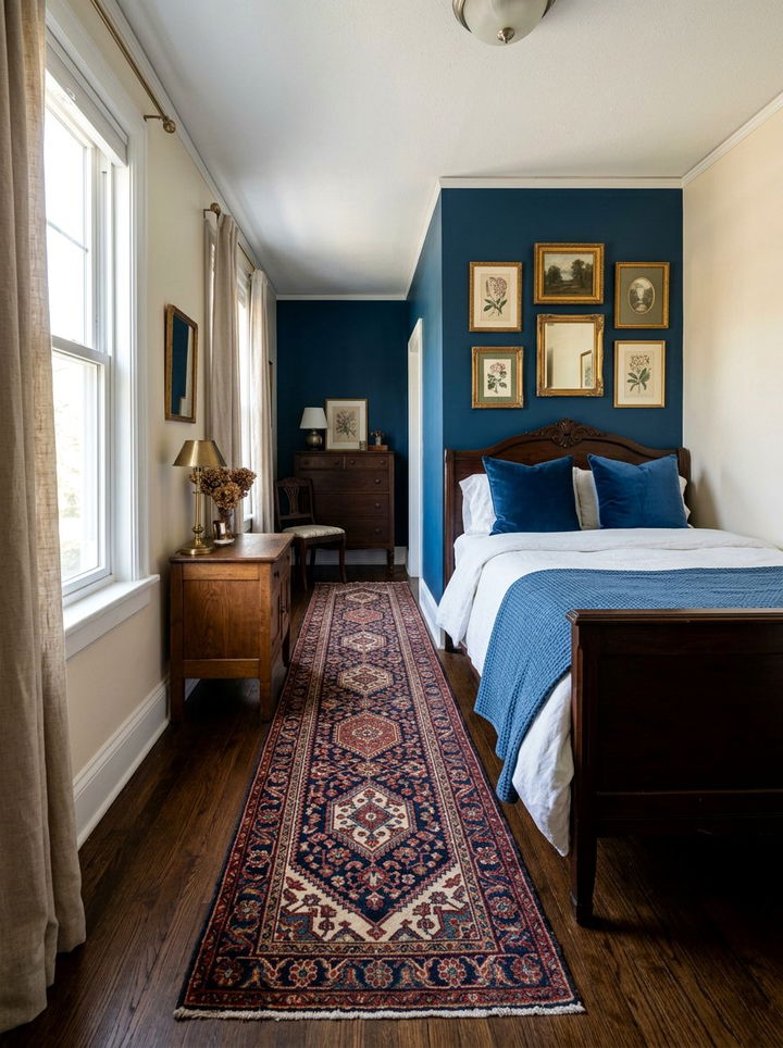 Vintage Persian Runner - 30 bedroom rug ideas