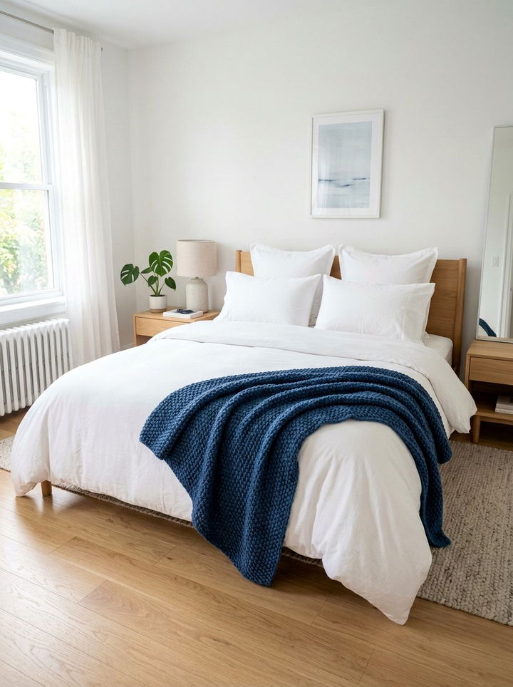 30 Indigo and White Bedroom Ideas for a Classic Look
