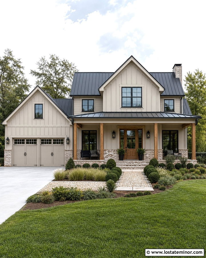 Beige Farmhouse With Brick Wainscoting - 30 Beige House Design With Wainscoting Ideas