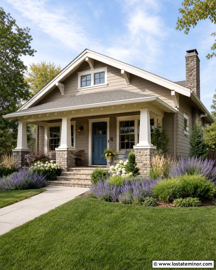 Beige Siding With Blue Front Door - 30 Beige House Design With Siding Ideas