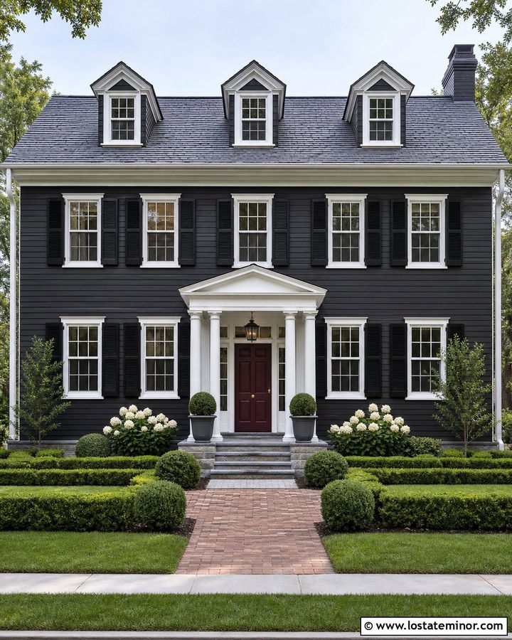 Charcoal Grey Colonial House With Slate Shingles - 30 Charcoal Grey House Design With Shingles Ideas