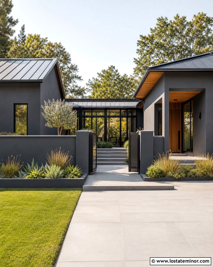 Charcoal Grey Courtyard House With Sunroom - 30 Charcoal Grey House Design With Sunroom Ideas
