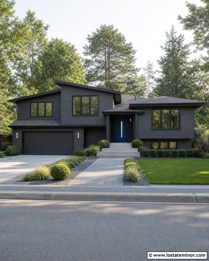 Charcoal Grey House With Cobalt Blue Entry Door - 30 Charcoal Grey House Design With Entry Door Ideas