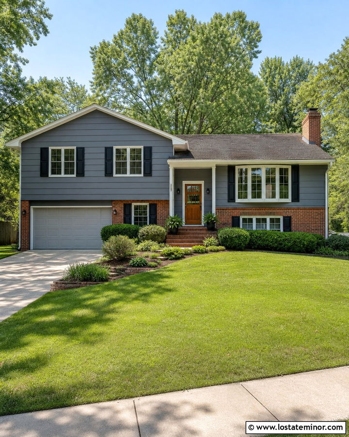 Charcoal Grey Siding With Red Brick - 30 Charcoal Grey House Design With Siding Ideas