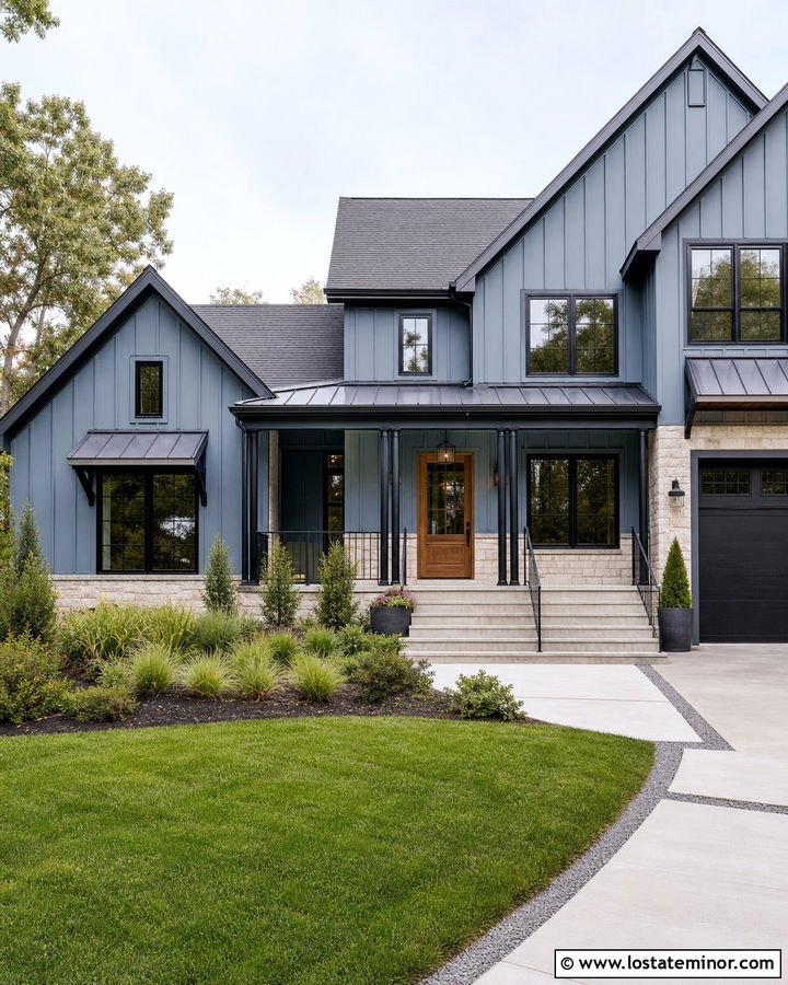 Dusty Blue House With Black Porch Columns - 30 Dusty Blue House Design With Porch Columns Ideas