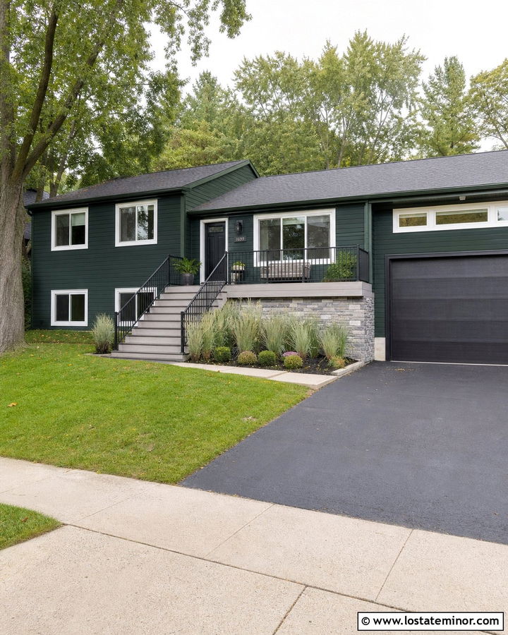 Forest Green House With Gray Deck - 30 Forest Green House Design With Deck Ideas