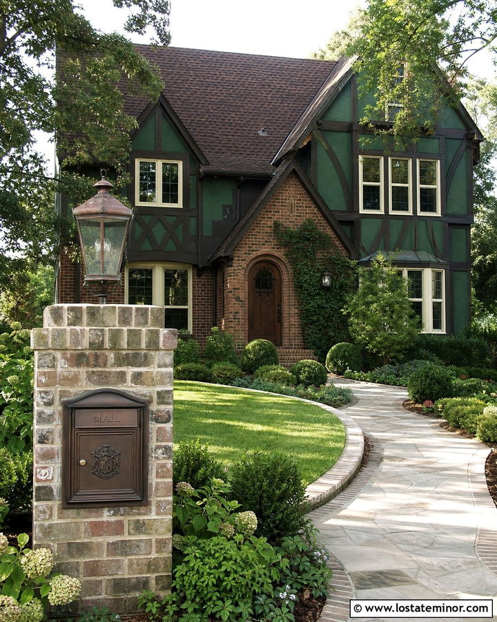Forest Green Tudor With Bronze Mailbox - 30 Forest Green House Design With Mailbox Ideas