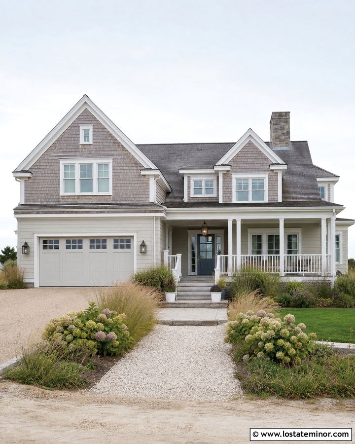 Greige Coastal House With White Trim And Cedar Shakes - 30 Greige House Design With Cedar Shake Ideas