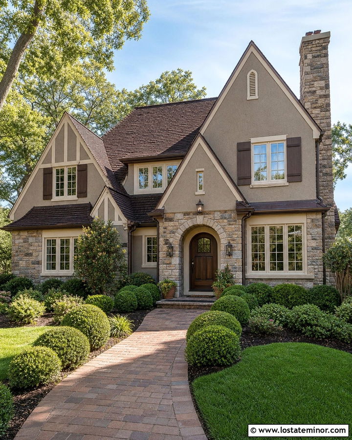 Greige House With Dark Brown Roof - 30 Greige House Design With Roof Ideas