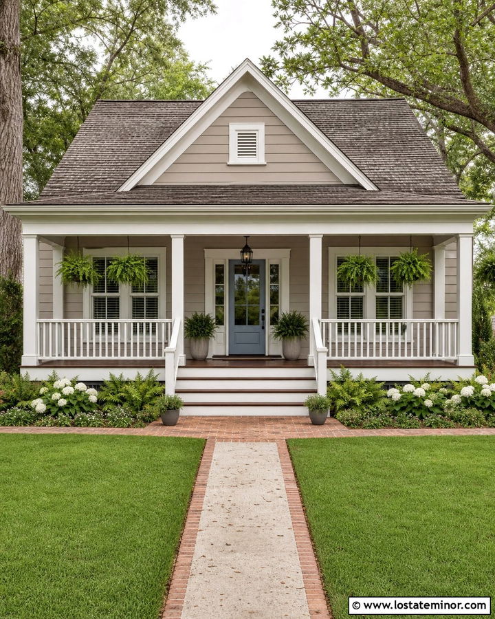 Greige House With White Stair Railings - 30 Greige House Design With Steps Ideas