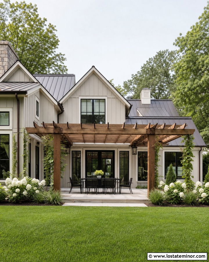 Greige House With Wood Pergola - 30 Greige House Design With Backyard Ideas