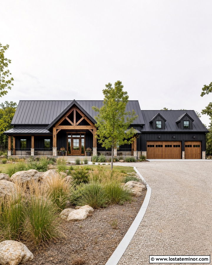 Jet Black Barndominium With Timber Porch Columns - 30 Jet Black House Design With Porch Columns Ideas