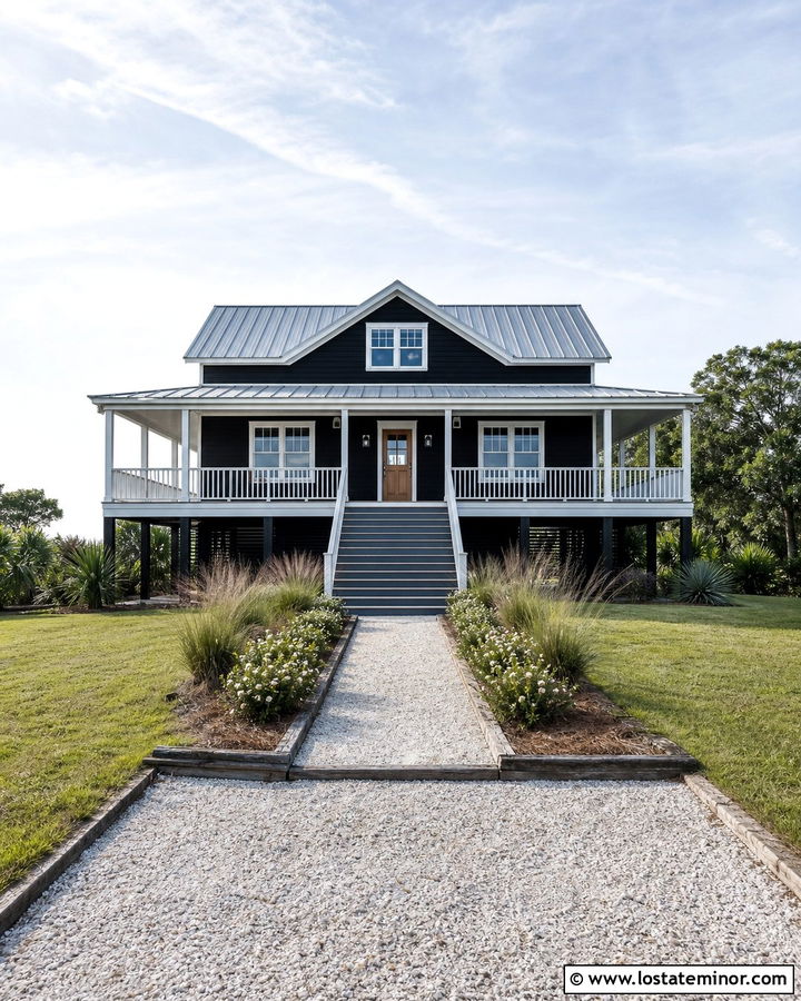 Jet Black Coastal House With Shell Driveway - 30 Jet Black House Design With Driveway Ideas