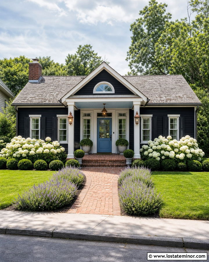 Jet Black House With Sky Blue Porch Ceiling - 30 Jet Black House Design With Porch Ceiling Ideas