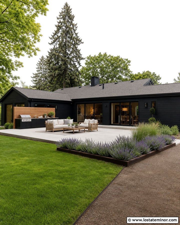 Jet Black Ranch House With Concrete Patio - 30 Jet Black House Design With Backyard Ideas