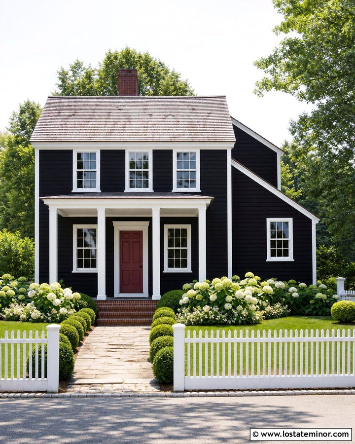 Jet Black Saltbox With Simple White Porch Columns - 30 Jet Black House Design With Porch Columns Ideas